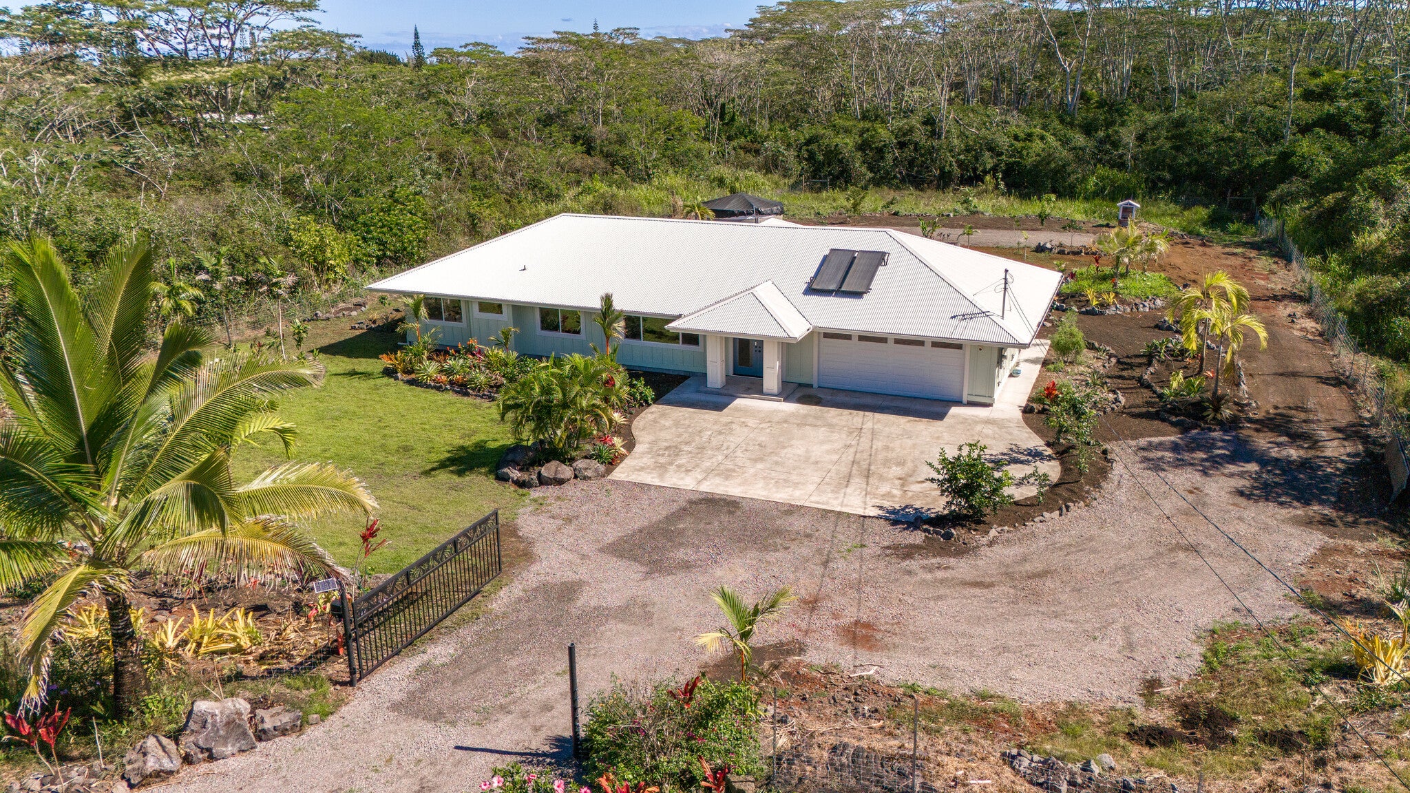 Photo of Listing #723813