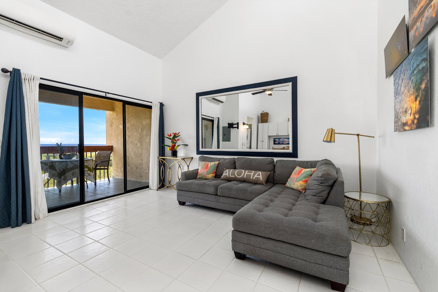 Photo of Listing #723952