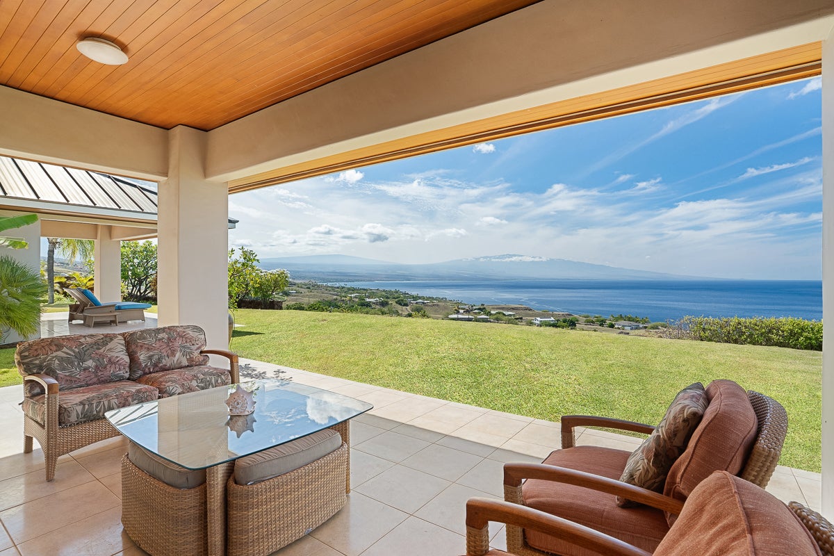 Photo of Listing #724917