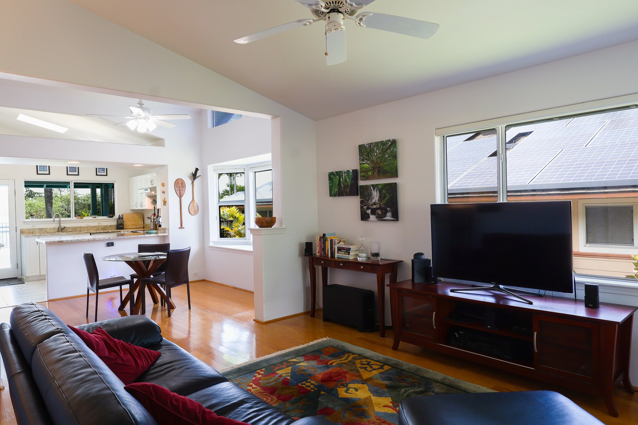 Photo of Listing #725294