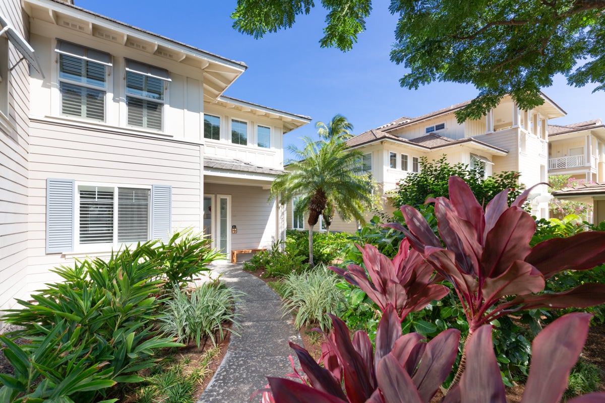 Photo of Listing #725551