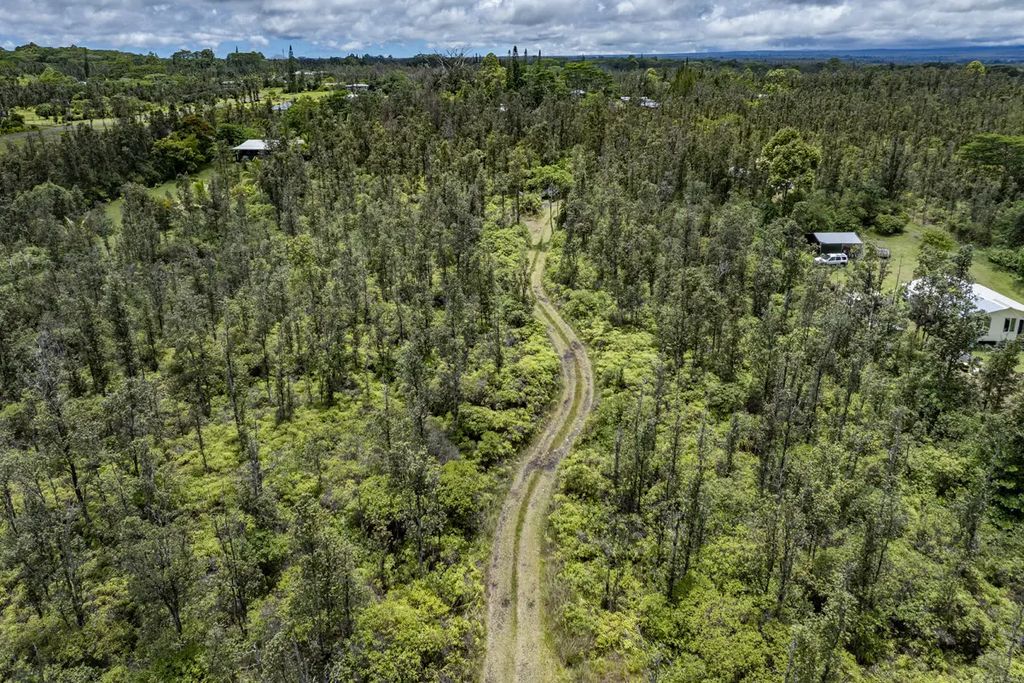 16-1660 39th Ave, Keaau