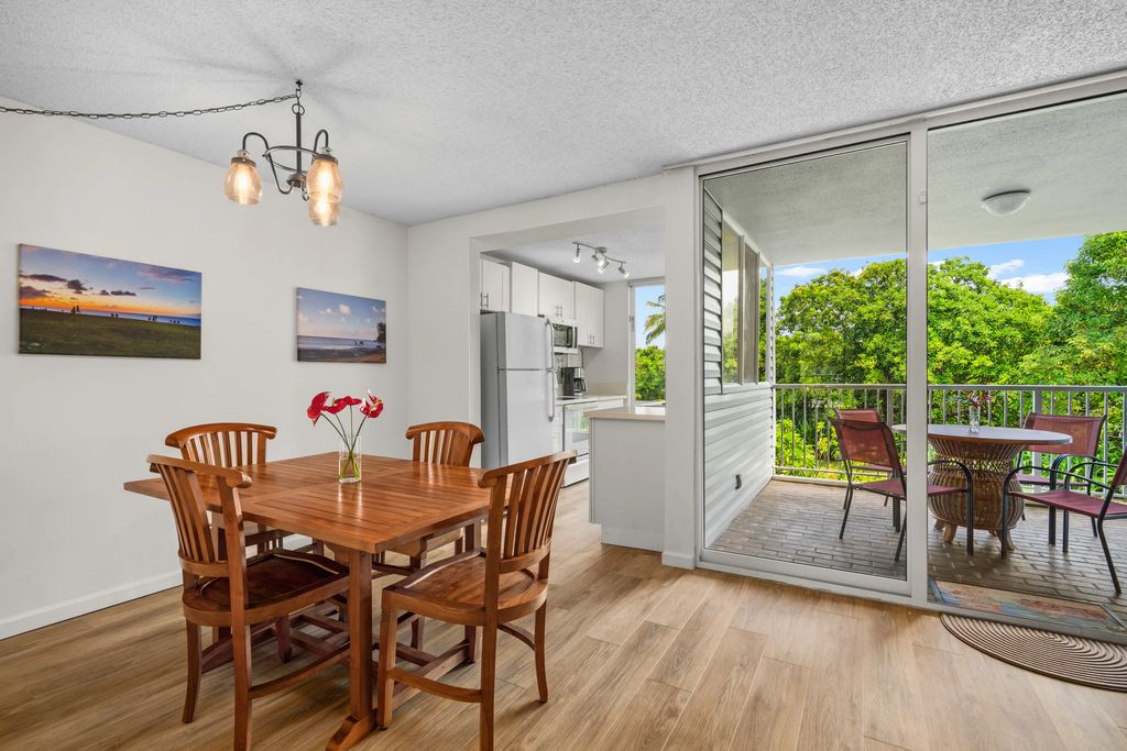 3811 Edward Rd 2205, Princeville