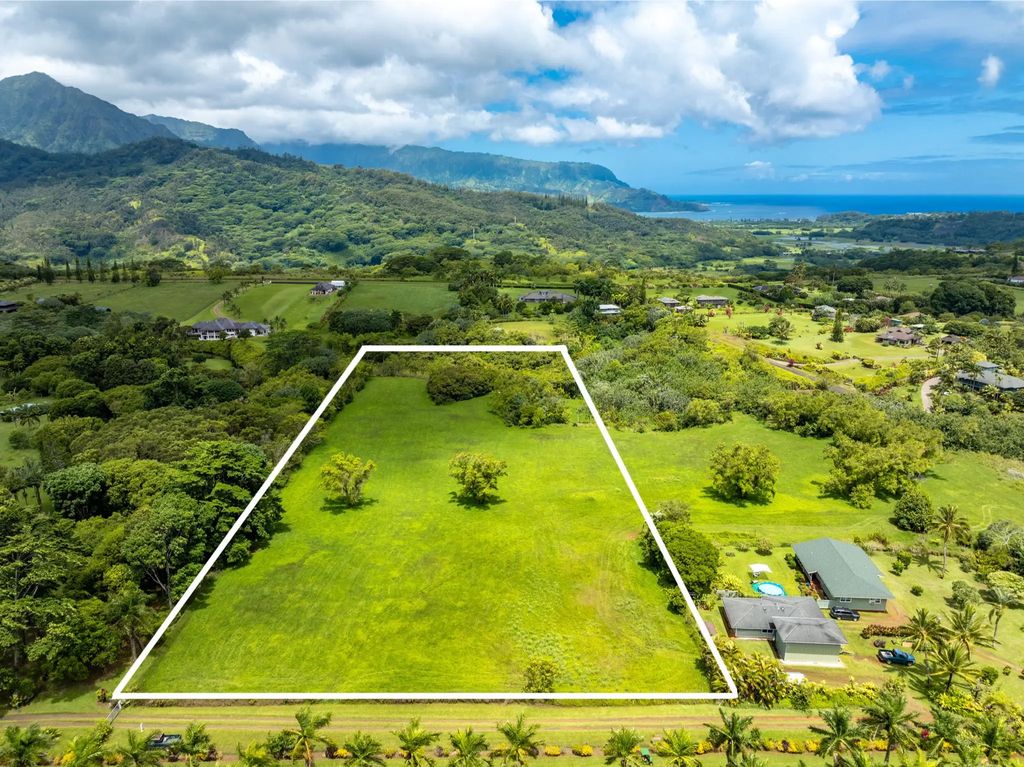 3791 Ahonui Pl, Princeville