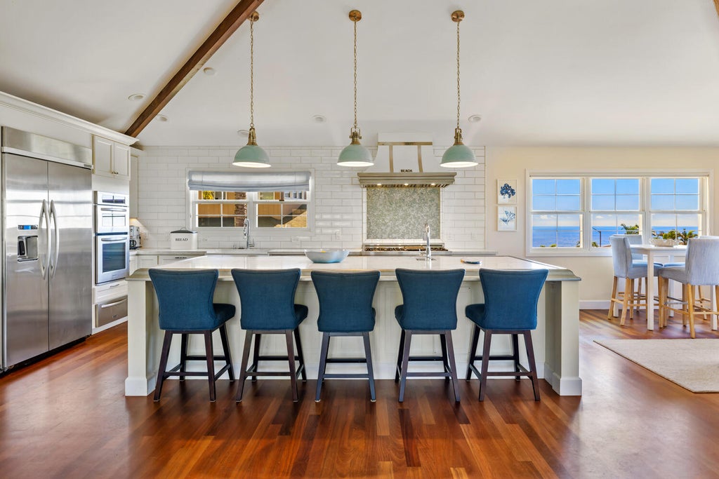 3764 Kakela Makai Dr, Kalaheo