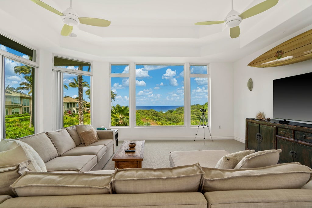 4100 Queen Emma's Dr 20, Princeville