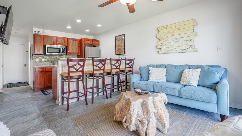 4-856 Kuhio Hwy 206, Kapaa