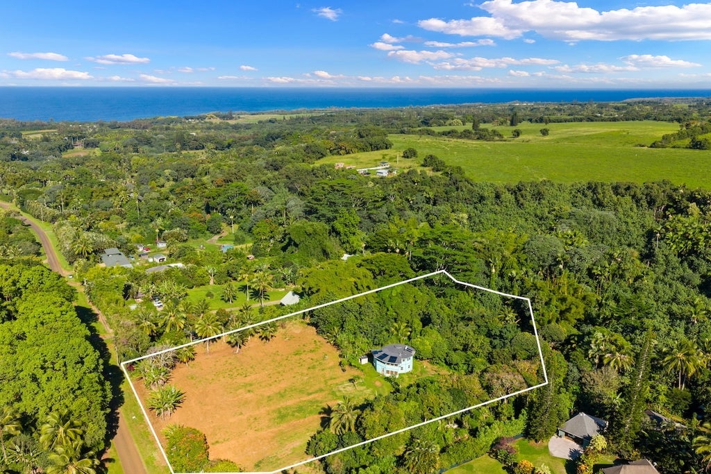 4821-a Waiakalua St, Kilauea