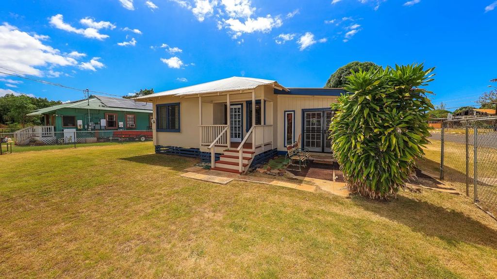 4614 Kokee Rd, Kekaha