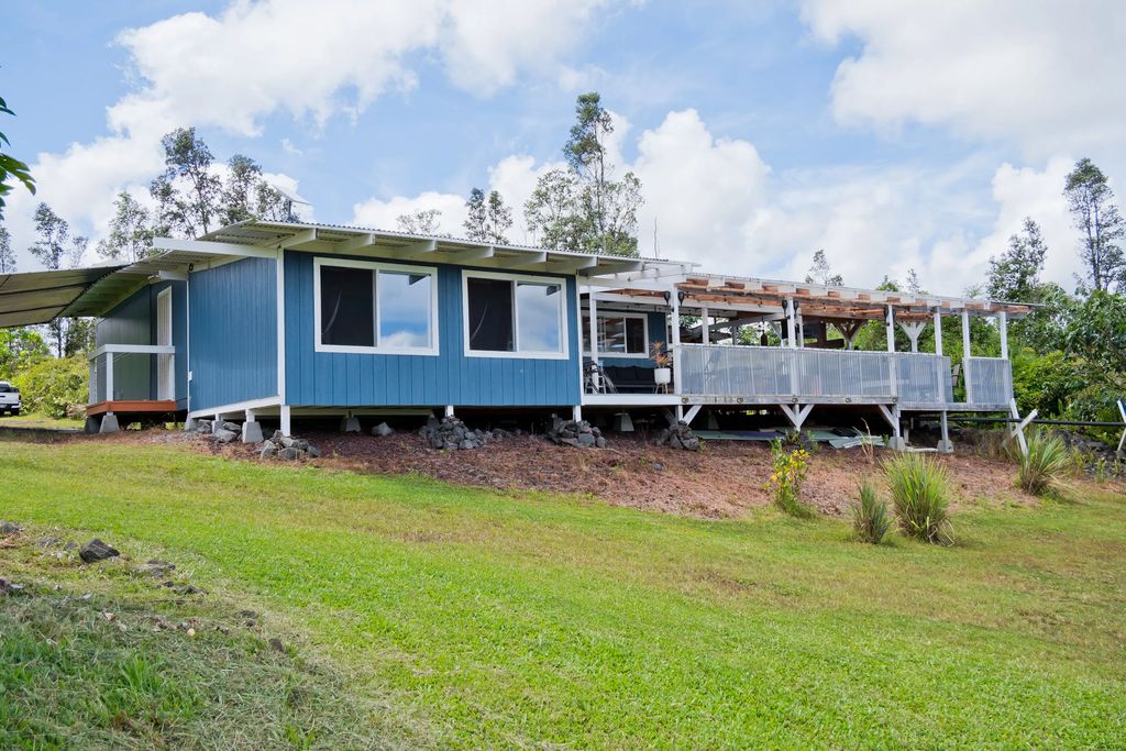 11-2808 Plumeria St, Mountain View