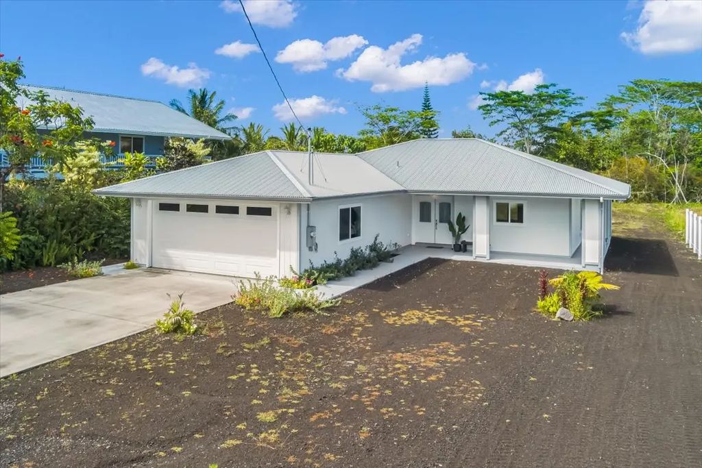 15-1517 Beach Rd, Keaau
