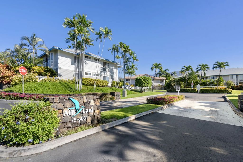 75-6081 Alii Dr Q104, Kailua-Kona