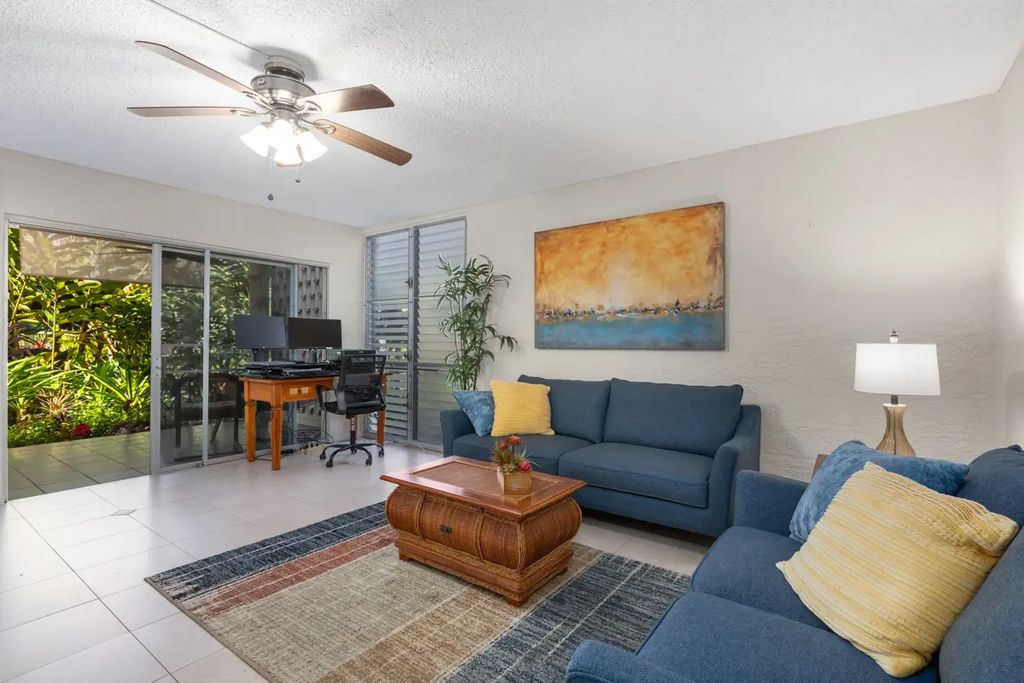 75-6016 Alii Dr 113, Kailua-Kona