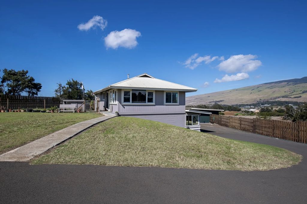 66-1400 Lalamilo Farm Rd, Kamuela