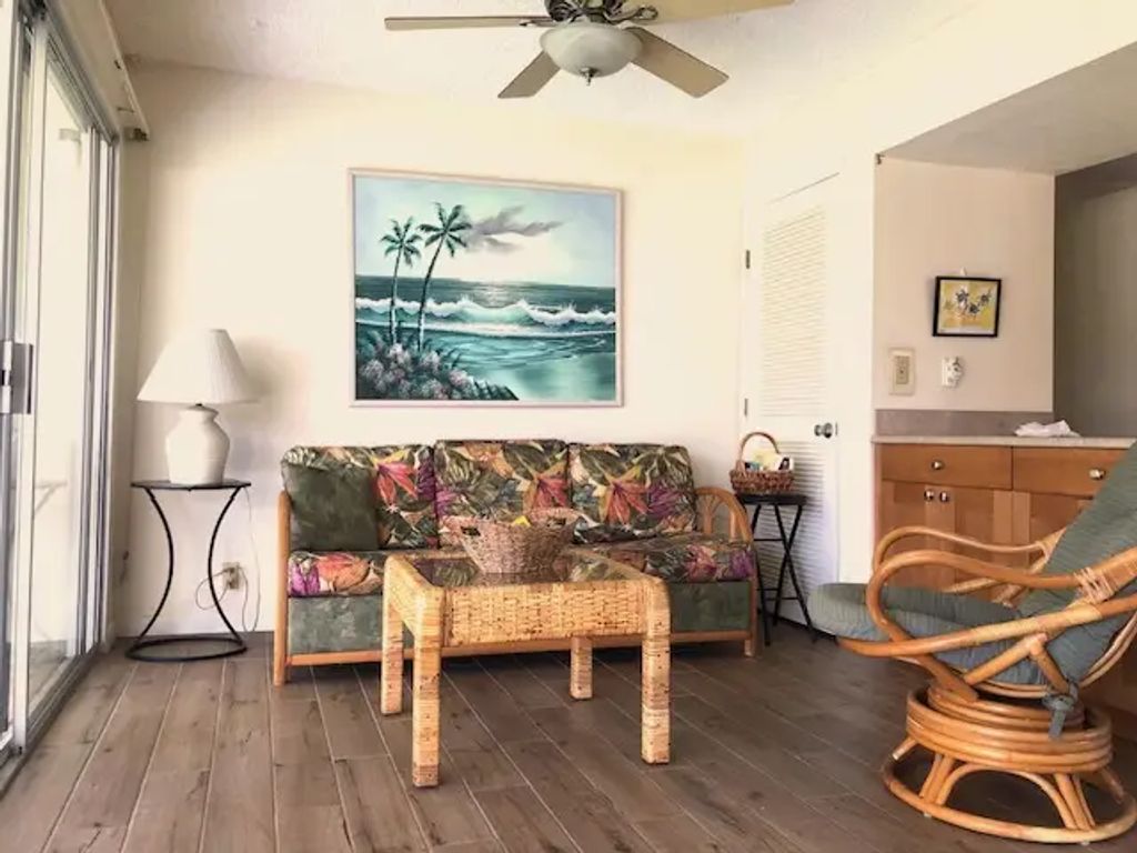 78-7054 Kamehameha Iii Rd 1203, Kailua-Kona