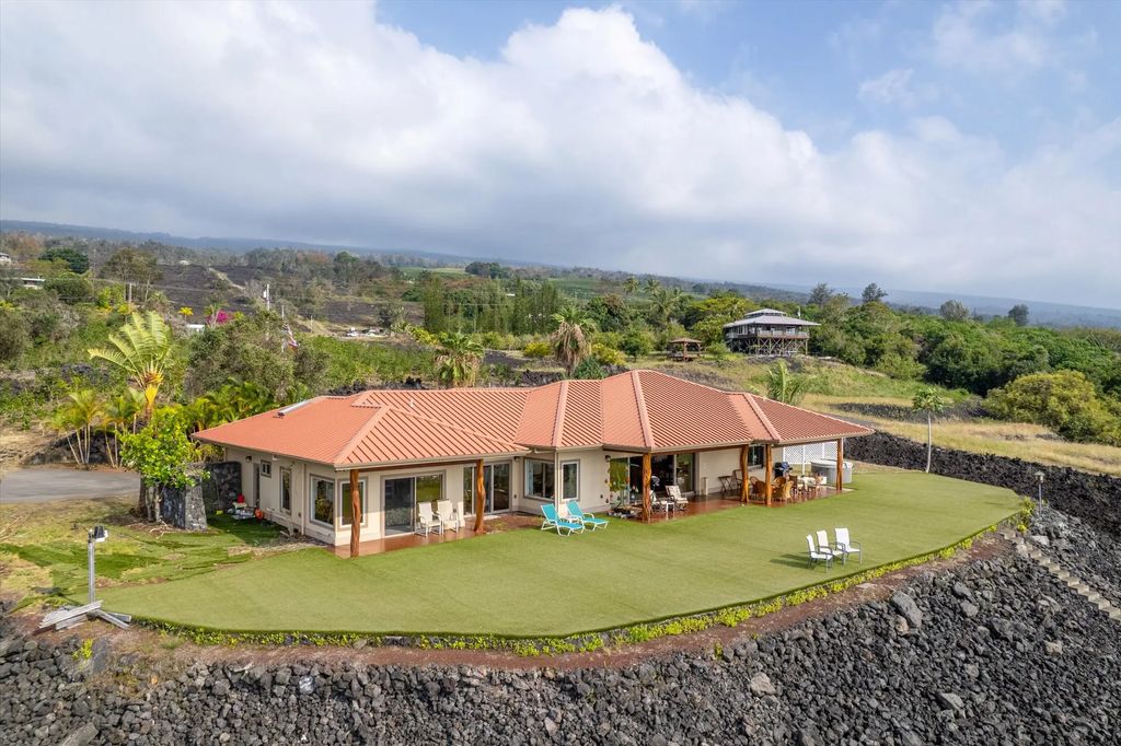 87-3599 Hawaii Belt Rd, Captain Cook