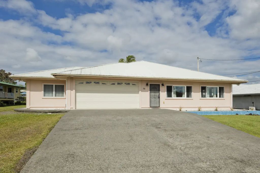 76 Makani Circle, Hilo