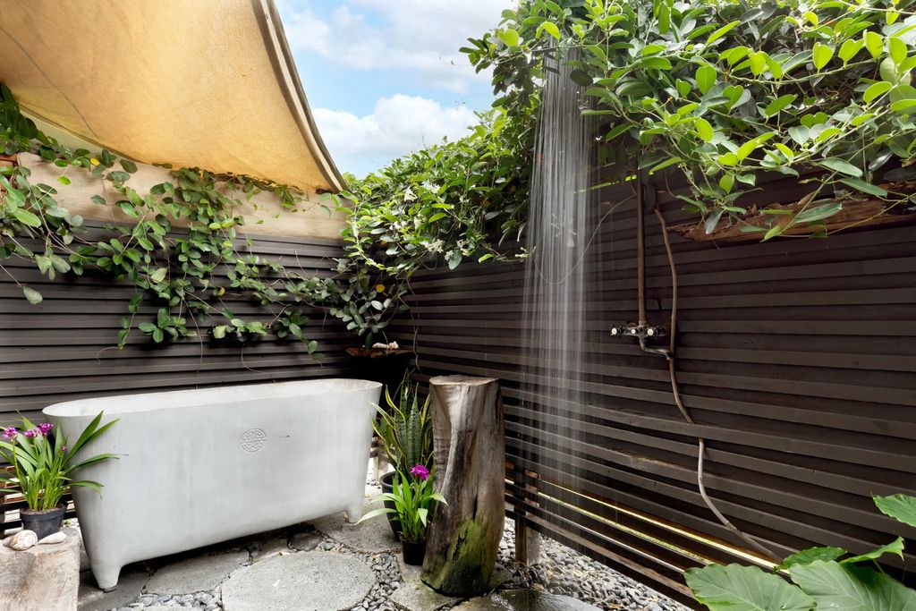 75-5811 Nani Kailua Pl, Kailua-Kona