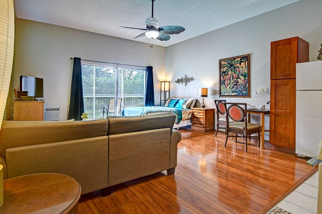 355 Kalanianaole St 119, Hilo