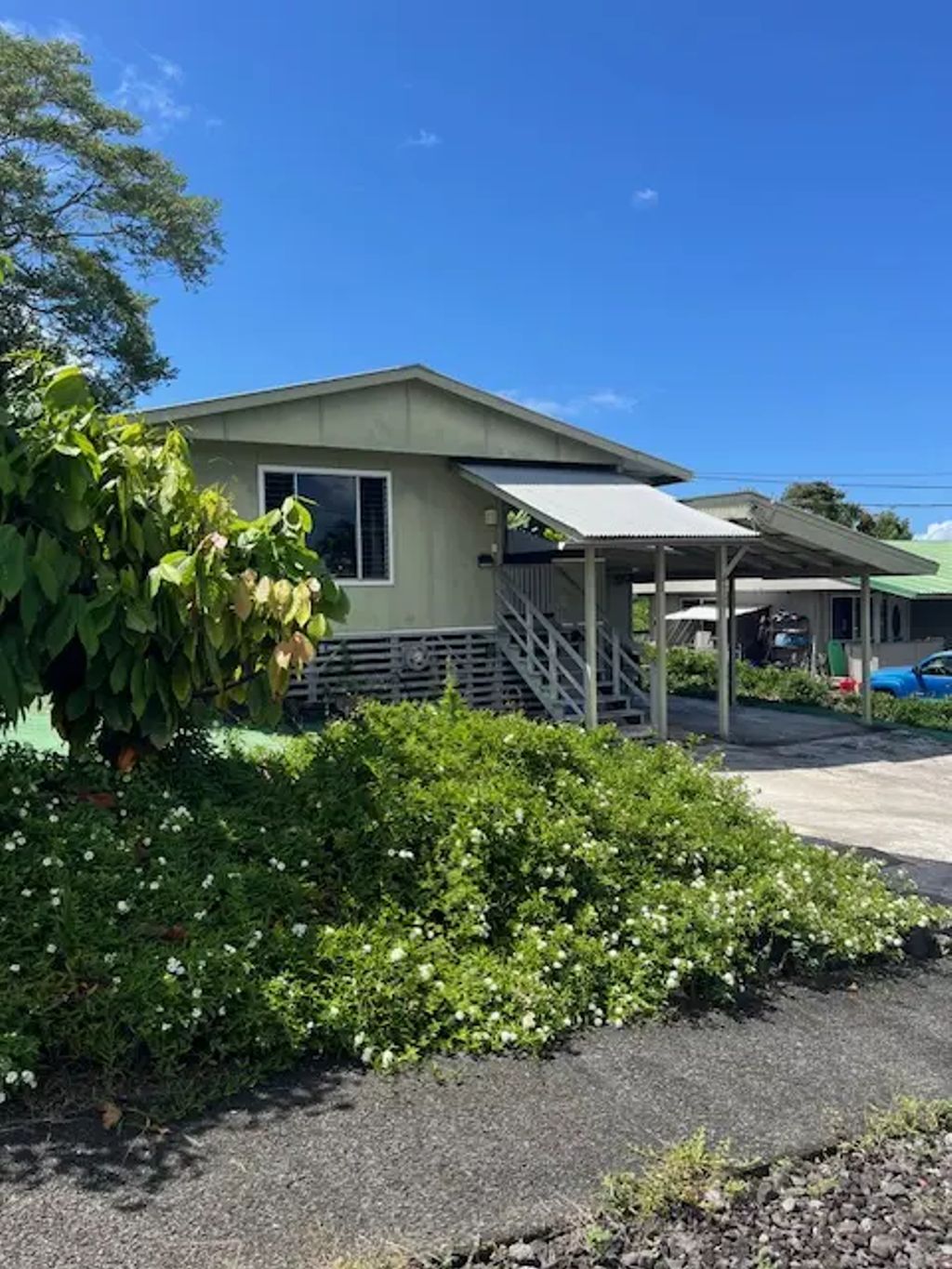 470 Hoopuni St, Hilo