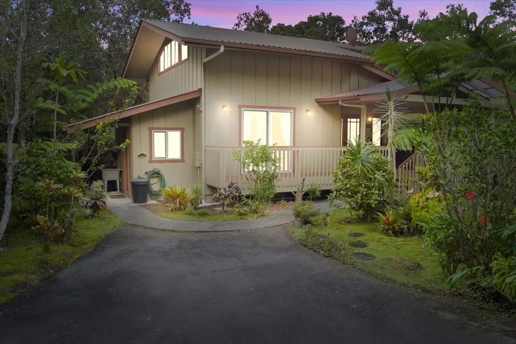 11-3868 Liona St, Volcano