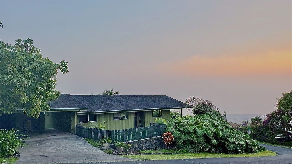 73-1156 Oluolu St, Kailua-Kona