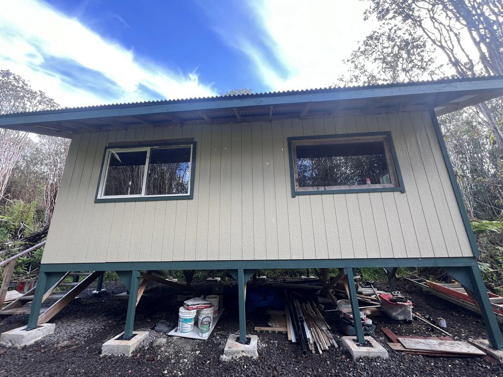 18-2040 Pomaikai St, Volcano