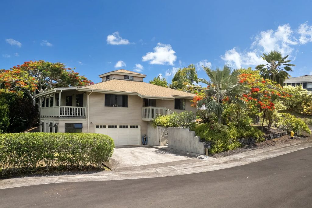 4460 Kai Ikena Dr, Kalaheo
