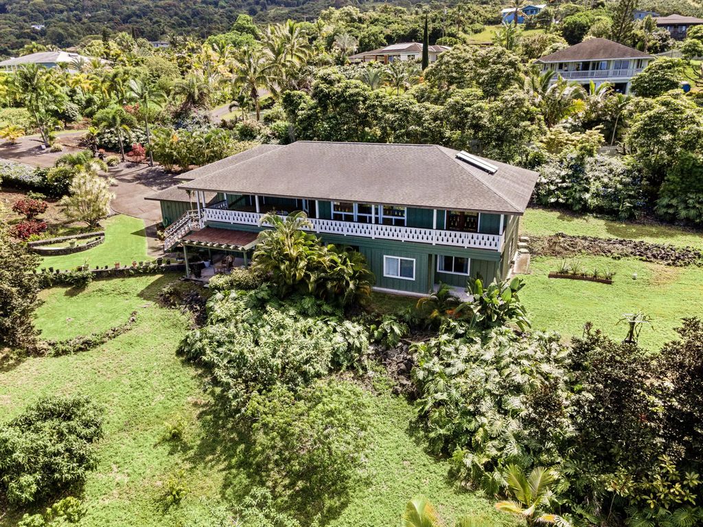 83-1008 Kahula Pl, Captain Cook