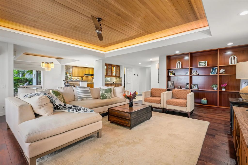 78-7045 Kaluna St 205, Kailua-Kona