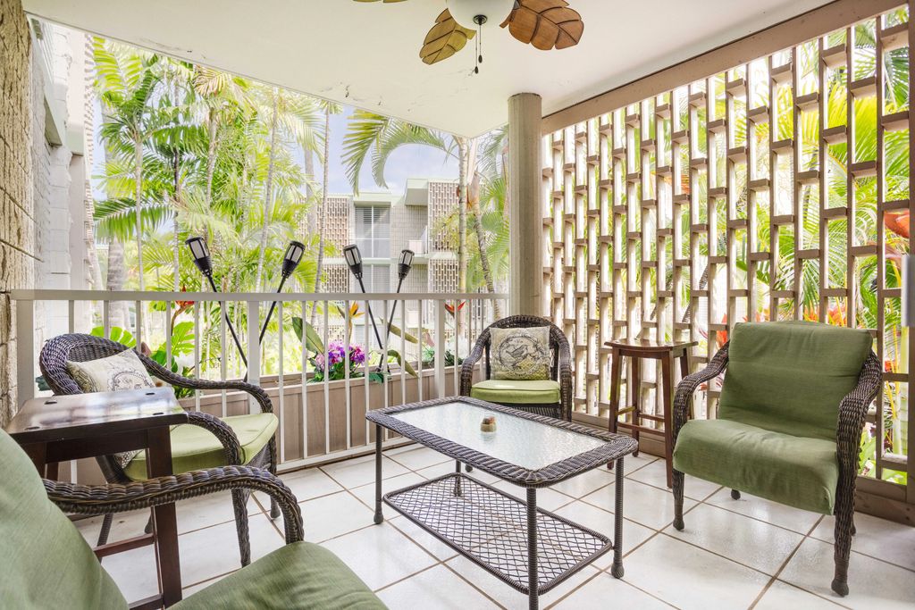 75-6016 Alii Dr 216, Kailua-Kona