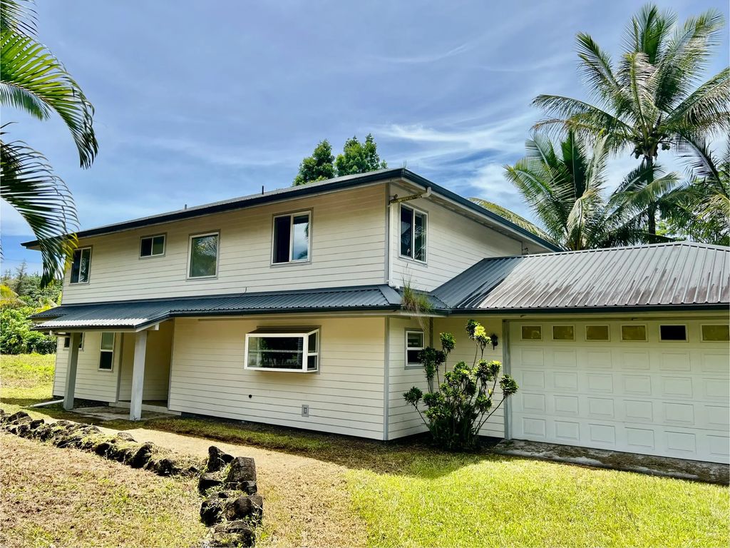 15-1075 Pilikai Rd, Keaau