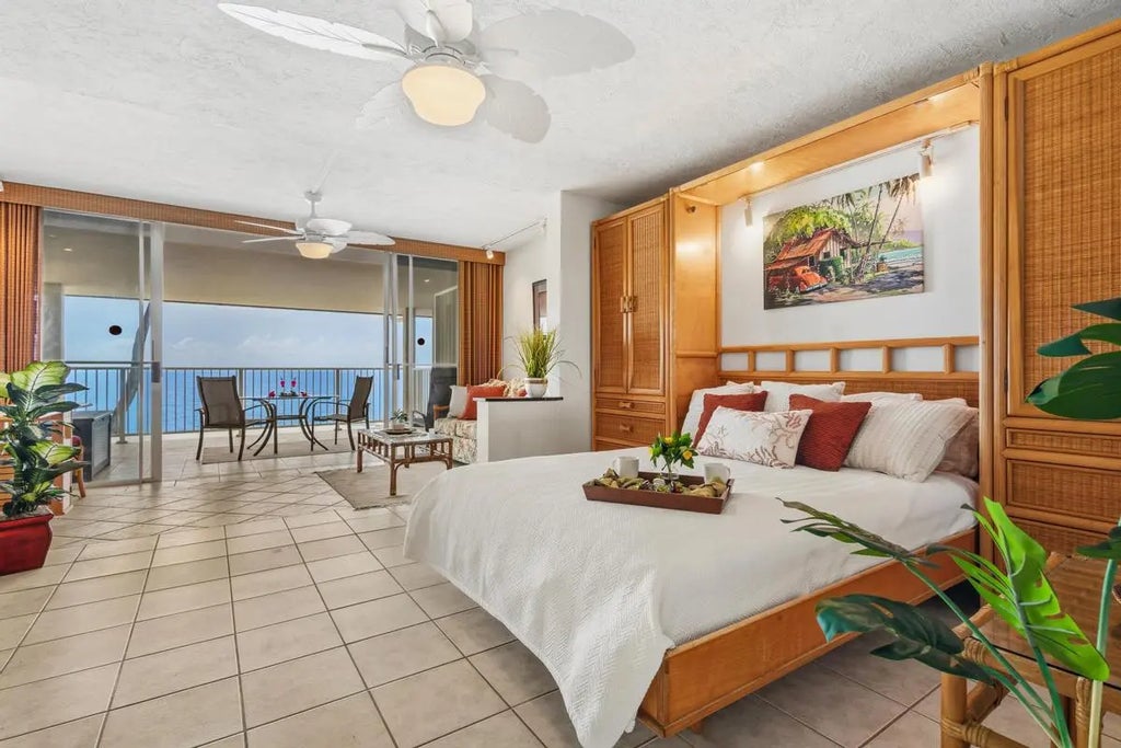 77-6452 Kona Magic Sands 203, Kailua-Kona