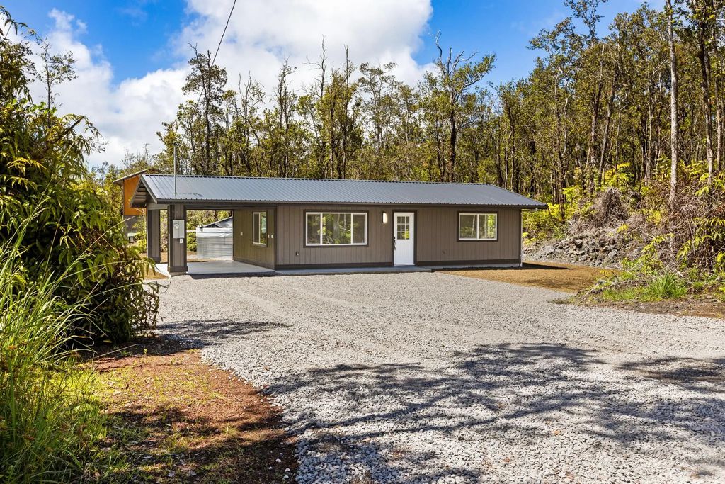 11-3105 Mokuna St, Volcano