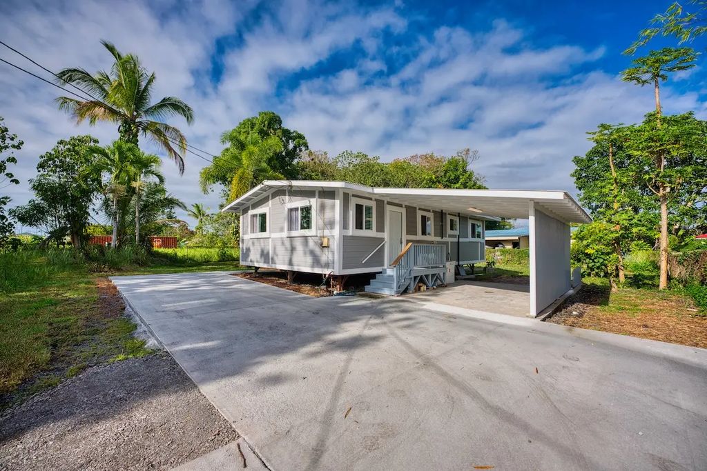 664 Hinano St, Hilo