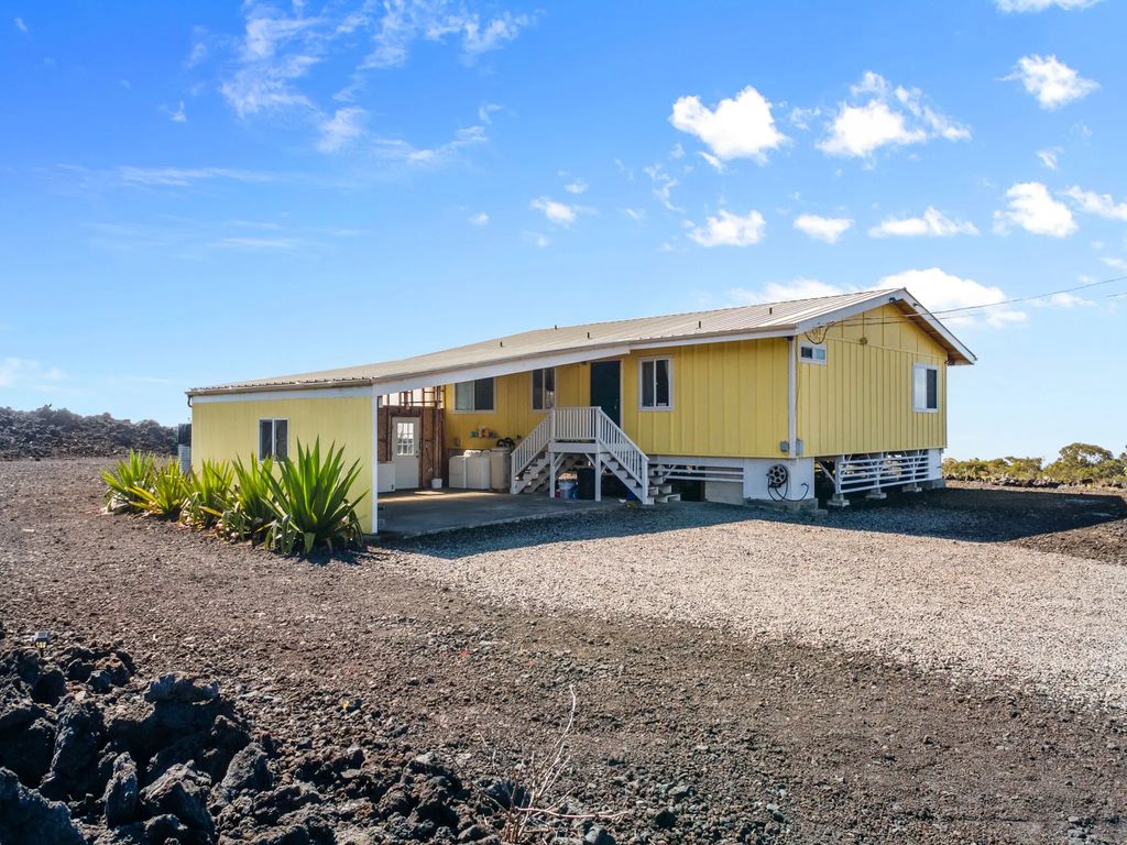 92-8418 Pineapple Pkwy, Ocean View
