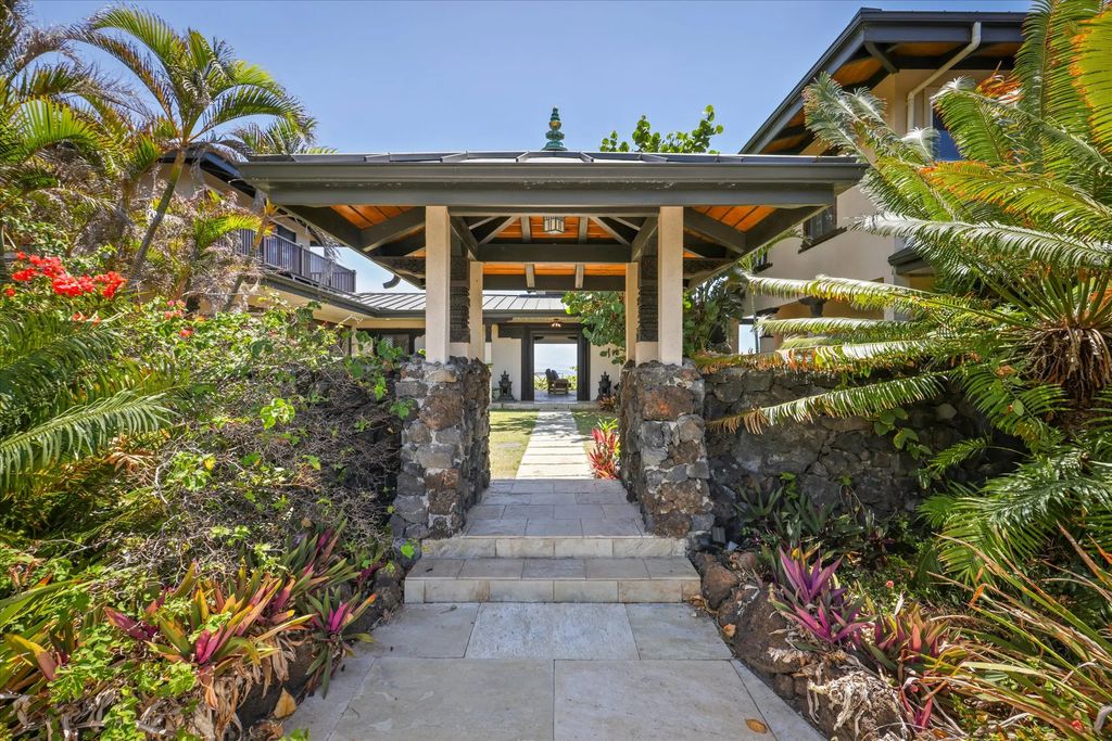 95-4667 Hawaii Belt Rd, Naalehu