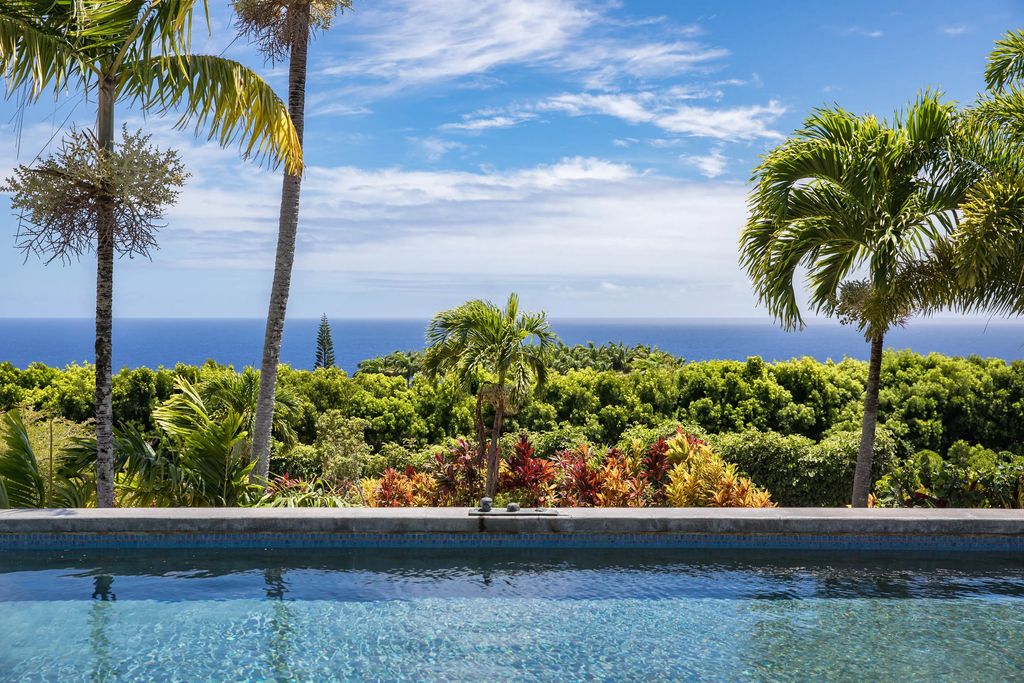 36-1037 Stevens Rd, Hilo