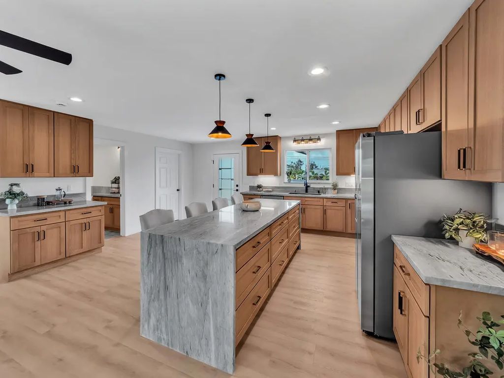 15-1698 18th Ave, Keaau