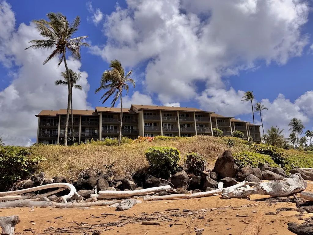 320 Papaloa Rd 102, Kapaa