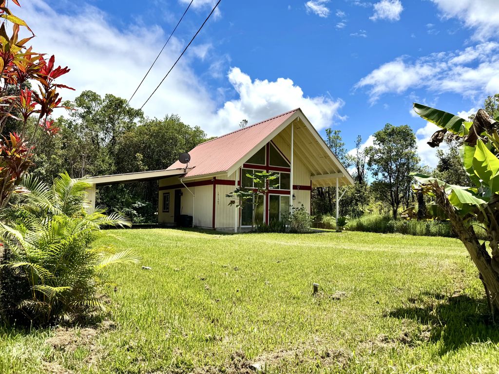 18-1985 Mahena St, Volcano