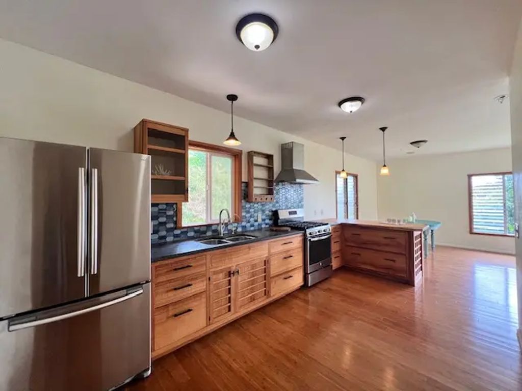 19 Pono St, Hilo