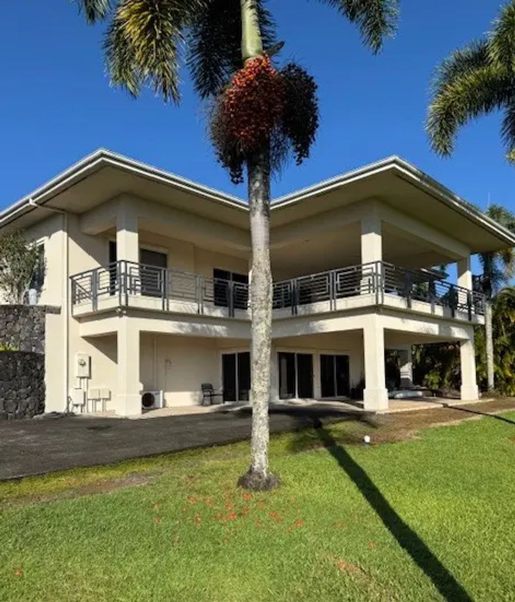 1055 Kikau Pl, Hilo