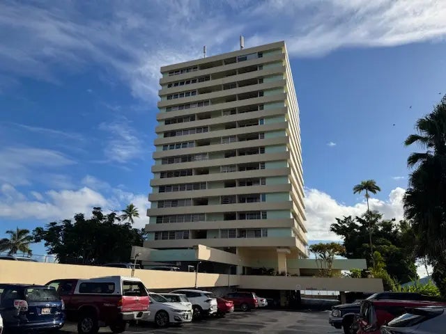 84 Bayshore Towers 302, Hilo