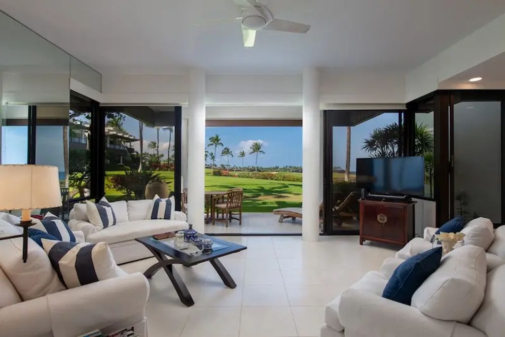 68-1050 Mauna Lani Dr D106, Kamuela