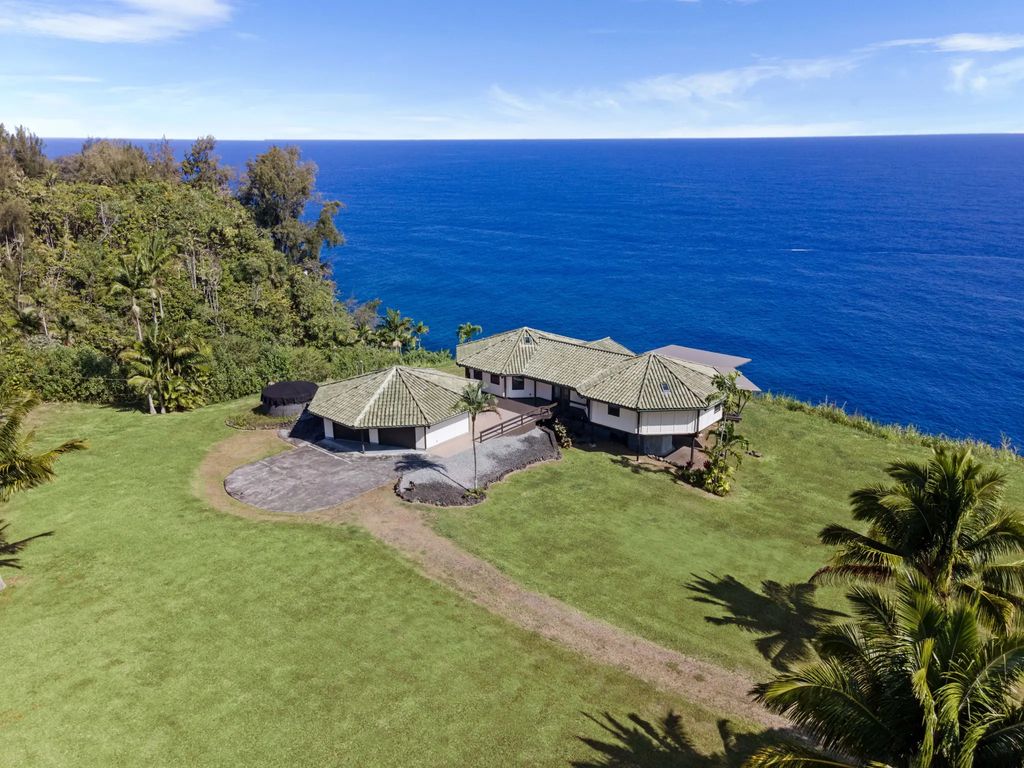 31-590 Hawaii Belt Rd, Ninole