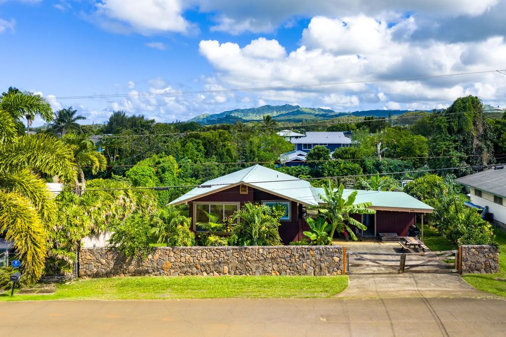 4401 Aalona St, Kilauea