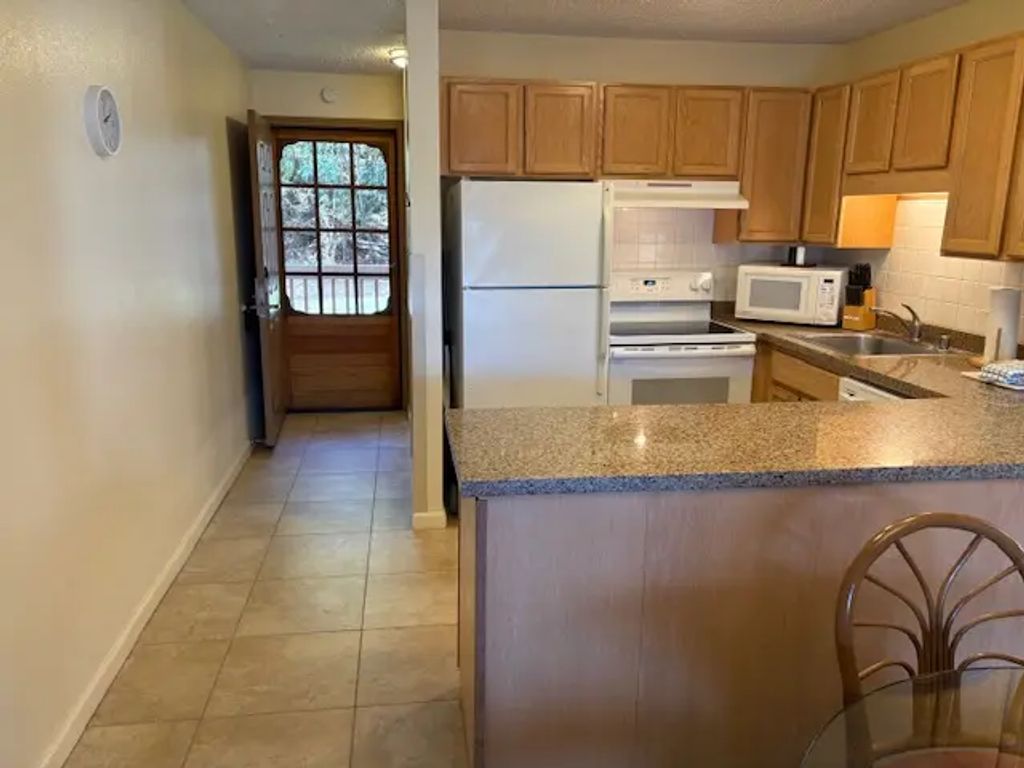 3411 Wilcox Rd Fiv76, Lihue
