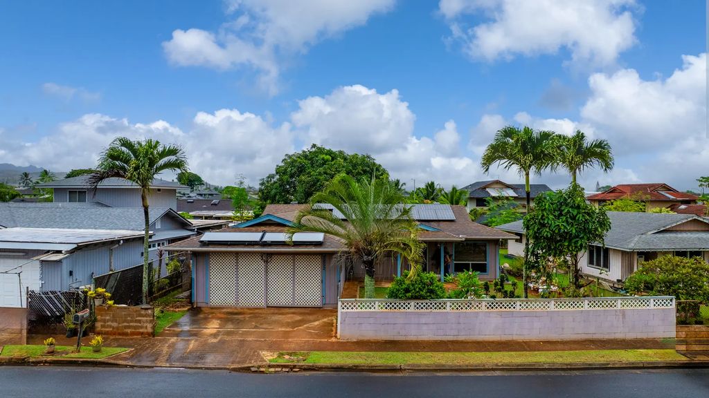 2852 Hoolako St, Lihue