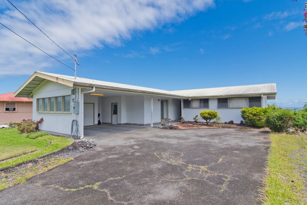 273 Iwalani St, Hilo